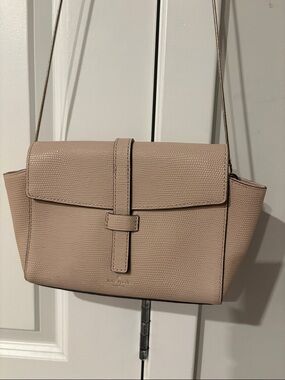 NWOT!! kate spade Pebbled Leather Crossbody in Light Beige